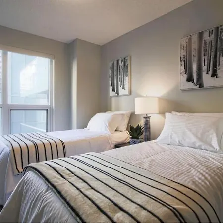 Luxury 2 & 3 Bedroom Downtown